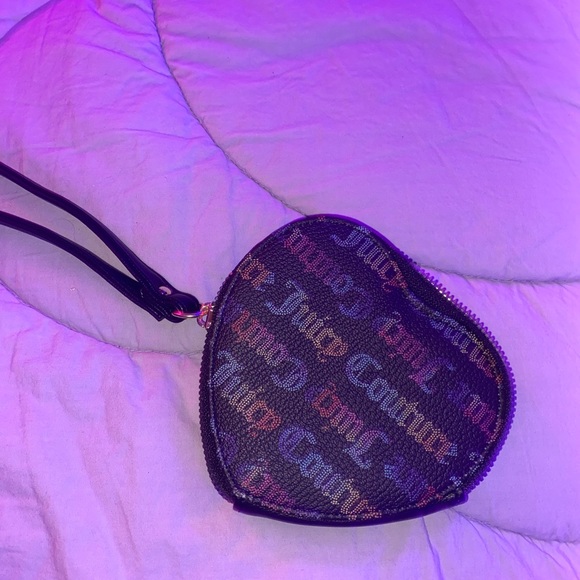 Juicy couture heart wristlet - Picture 4 of 4